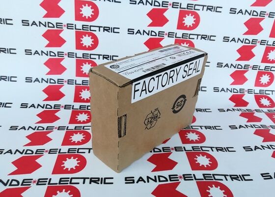 Un nuovo modulo di ingresso ad alta velocità AB 1769-IQ16F nella scatola 1769IQ16F