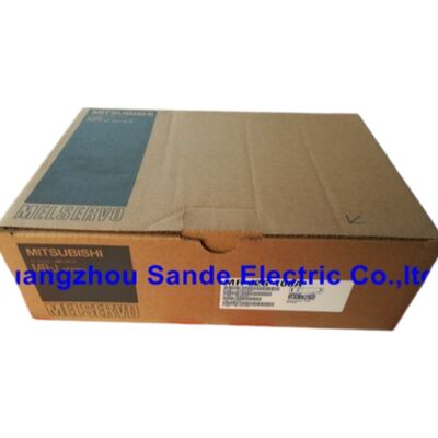 Motore Servo Nuovo Mitsubishi MR-J2S-200A Spedizione Veloce MRJ2S200A MR-J2S-200A Disponibile