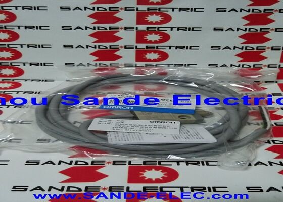 D4C-3202 Nuovo interruttore di limite Omron D4C-3202 D4C3202 D4C-32O2