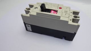 Interruttore automatico scatolato Mitsubishi NF32-SV2P5A