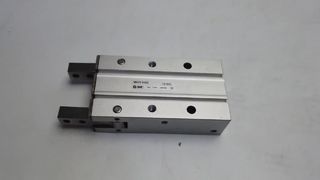 Pinza pneumatica angolare 180° SMC MHY2-25D2-M9BAV
